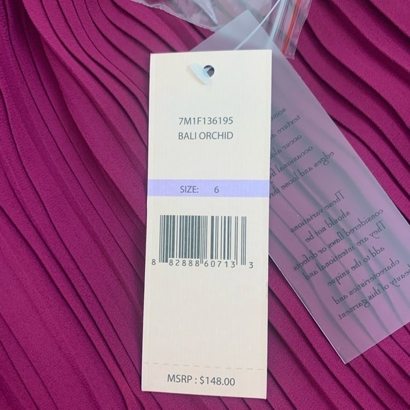 NWT- Nanette Lepore Sleeveless Smocked Blouson Dress - Size 6 - Picture 9 of 10